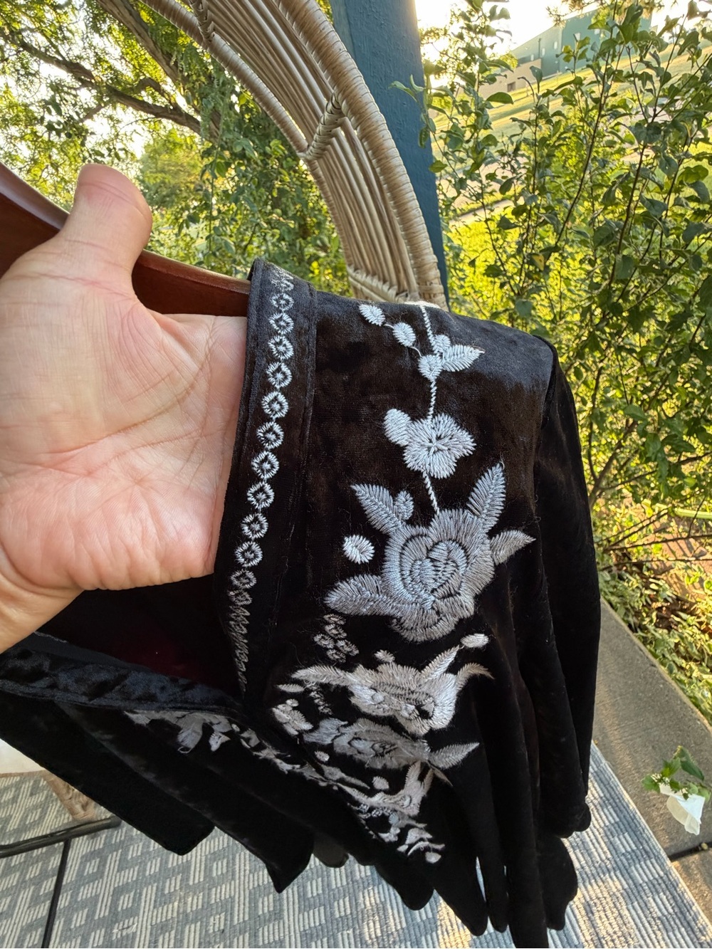 ANDREE BY UNIT Black Velvet Tunic with Silver Floral Embroidery - Picture 7 of 16